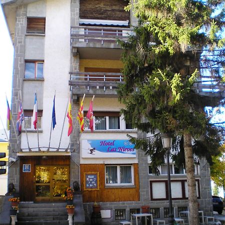 Auto Check In Hotel Las Nieves Jaca Zewnętrze zdjęcie